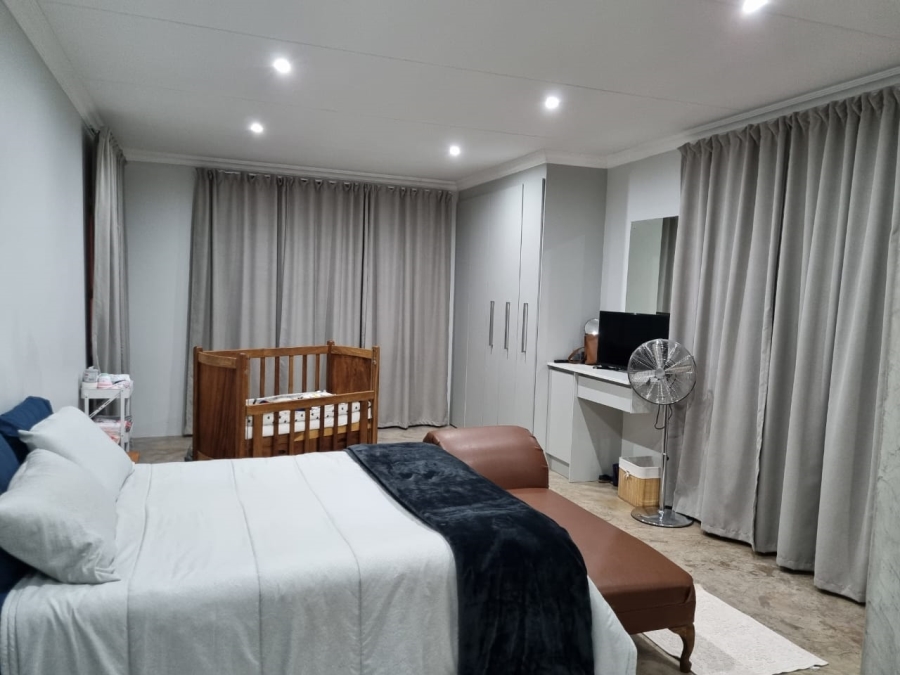 5 Bedroom Property for Sale in Kathu Northern Cape
